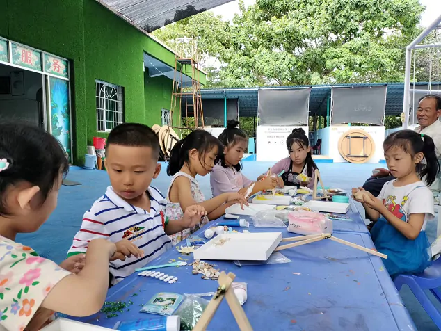 创意画DIY亲子活动+富德生命人寿黔东南中支客户服务活动