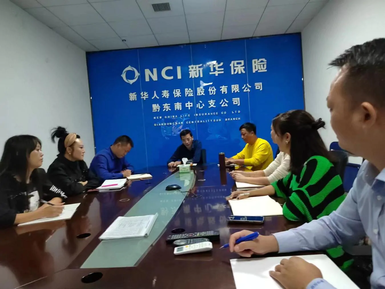 新华保险贵州分公司总经理室王明友总、杨竹岗总莅临黔东南银代渠道指导工作