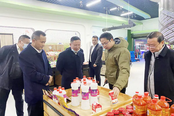 凯里农商银行：&ldquo;金融活水&rdquo;助农兴