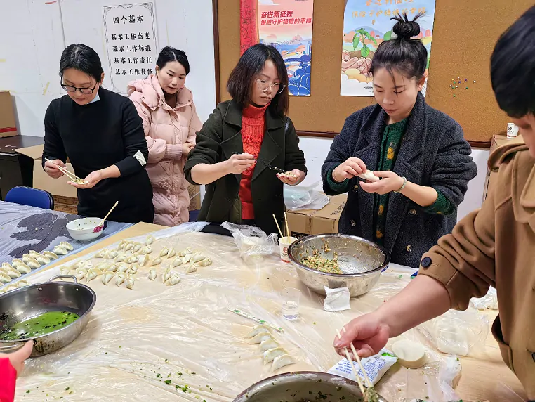 富德生命人寿黔东南中支开展春节收心活动