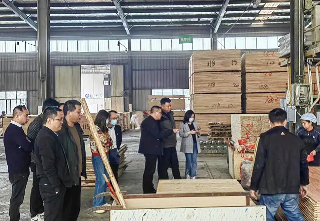 贵阳银行黔东南分行：发动红色&ldquo;引擎&rdquo;    争当&ldquo;桥头堡&rdquo;建设排头兵