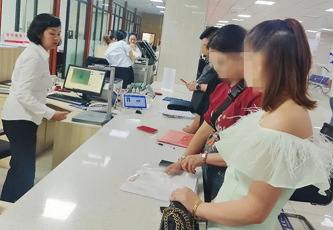 建设银行黔东南州分行首笔二手房&ldquo;带押过户&rdquo;业务落地