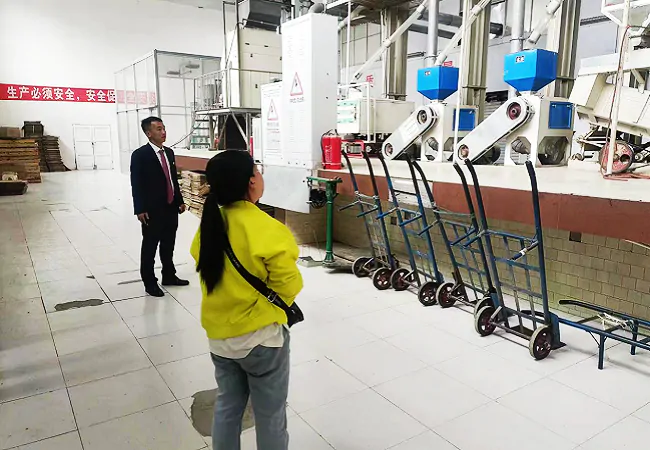 丹寨农商银行强化信贷供给，助企纾困解融资难题