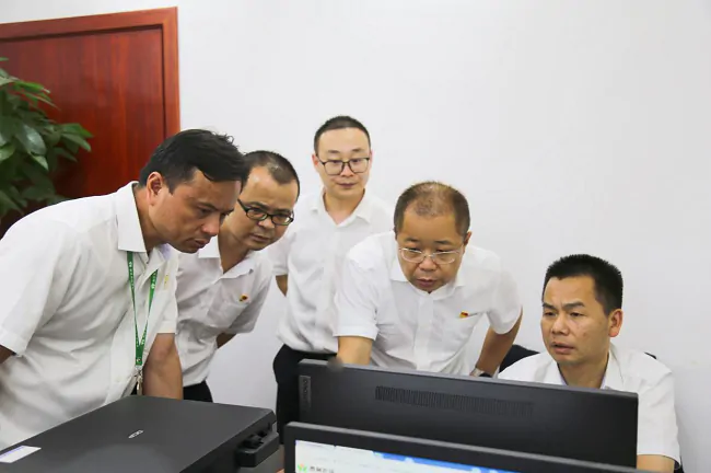 黔东南农信：大兴调查研究之风 书写金融为民新篇