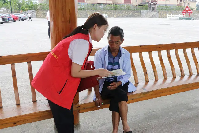 农发行麻江县支行开展&ldquo;央行支付 中流砥柱&rdquo;主题宣传活动