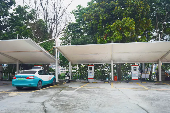 （图为：锦屏县新能源出租汽车）.png