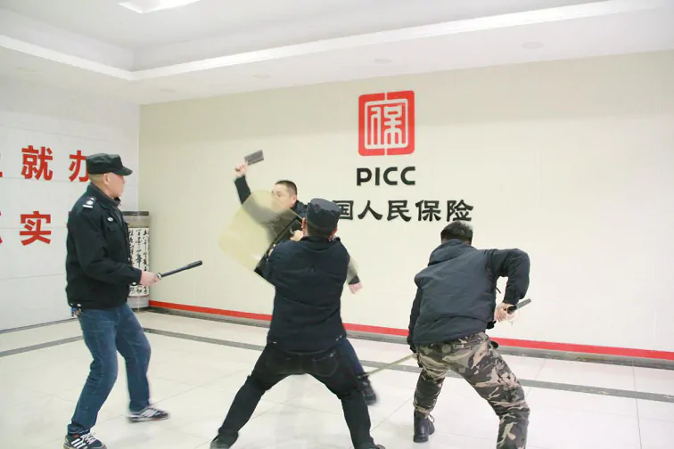 人保财险贵州黔东南分公司：组织开展反恐防暴应急演练