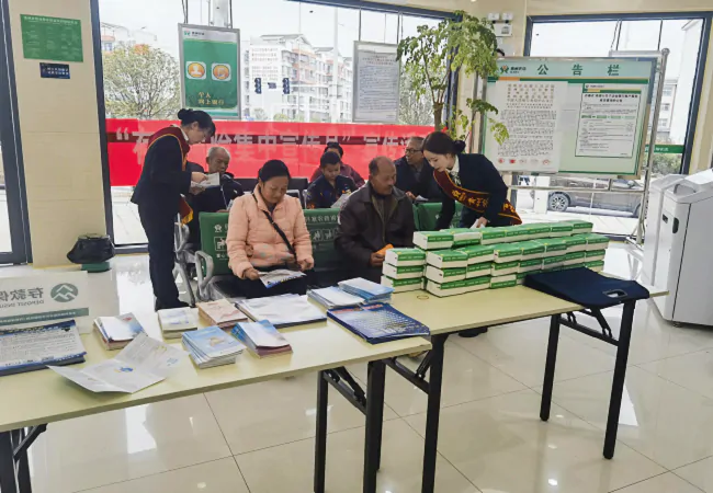 丹寨农商银行积极开展&ldquo;存款保险集中宣传月&rdquo;活动