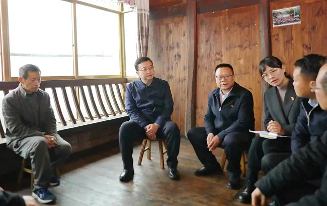 副省长罗强点赞黔东南农信驻村工作