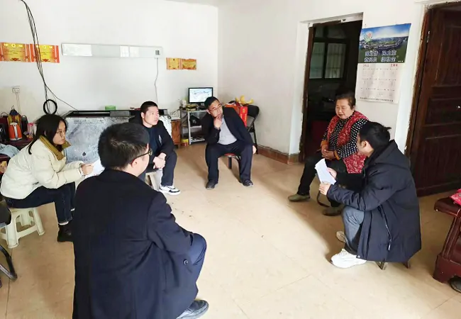 丹寨农商银行：政银协作上门提供&ldquo;贵人服务&rdquo;    &ldquo;多对一&rdquo;鼓励指导养殖农户发展产业