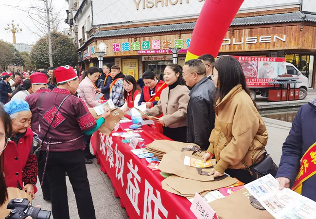 金融消保在身边 保障权益防风险