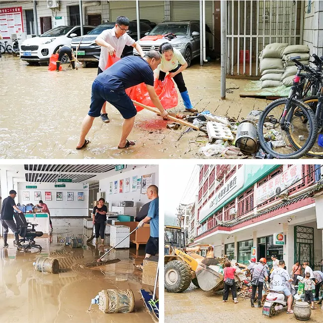 5.图为农行镇远县支行灾后清淤自救现场.jpg