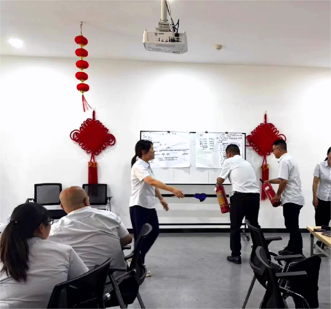 中国太保寿险黔东南中支举办消防安全培训