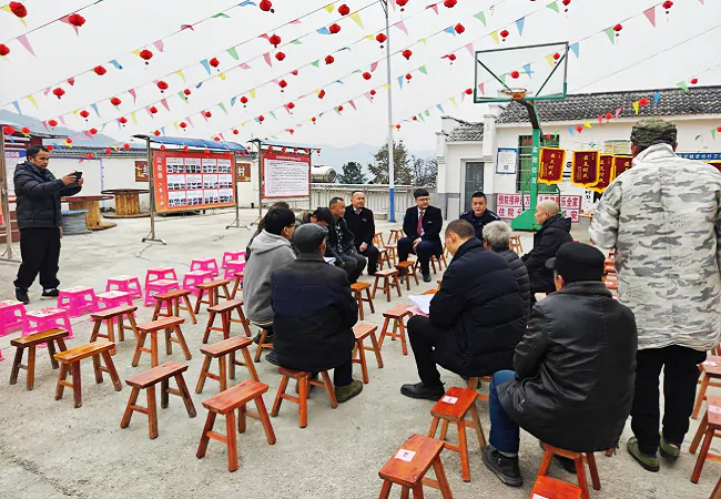 黄平农商银行助力打造种桑养蚕&ldquo;致富之路&rdquo;