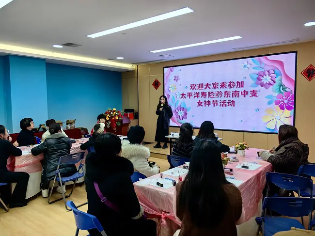 唇间绽放&middot;定制专属魅力