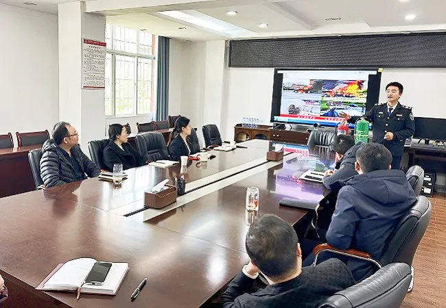 普及消防知识  筑牢安全防线