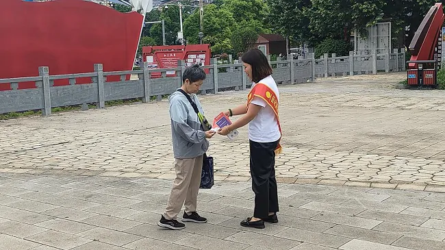 阳光暖心入金泉，服务惠民展风采&mdash;&mdash;阳光财险黔东南中支客户节走进金泉湖小区