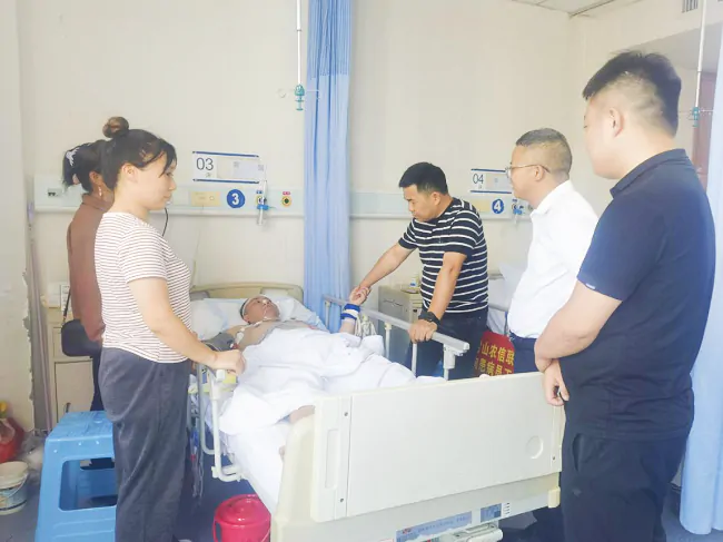 病魔无情人有情  爱心捐助暖人心