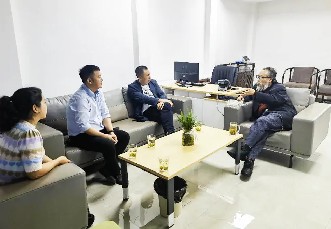 邮储银行黔东南分行成功发放首笔超3000万元民营医院大额贷款助力医疗民生领域发展