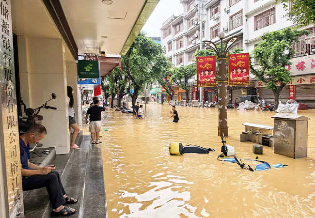 邮储银行黔东南州分行：闻&ldquo;汛&rdquo;而动，筑起抗洪救灾金融防线