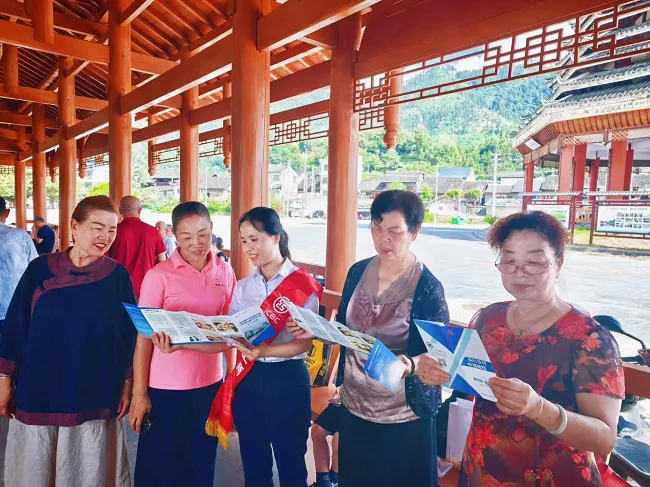 反诈&ldquo;乡音&rdquo;传侗寨！工行榕江支行用心守护群众&ldquo;钱袋子&rdquo;