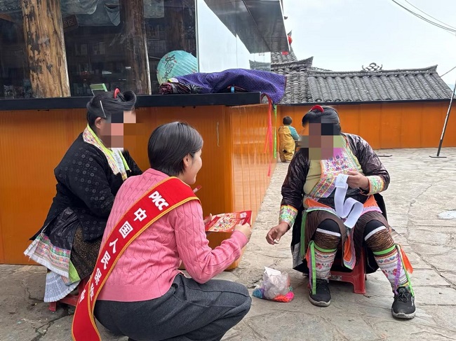 人保财险黔东南分公司： 开展&ldquo;3&middot;15&rdquo;金融教育宣传&ldquo;五进入&rdquo;活动